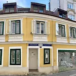 Appartement Pension 700m zum Ring